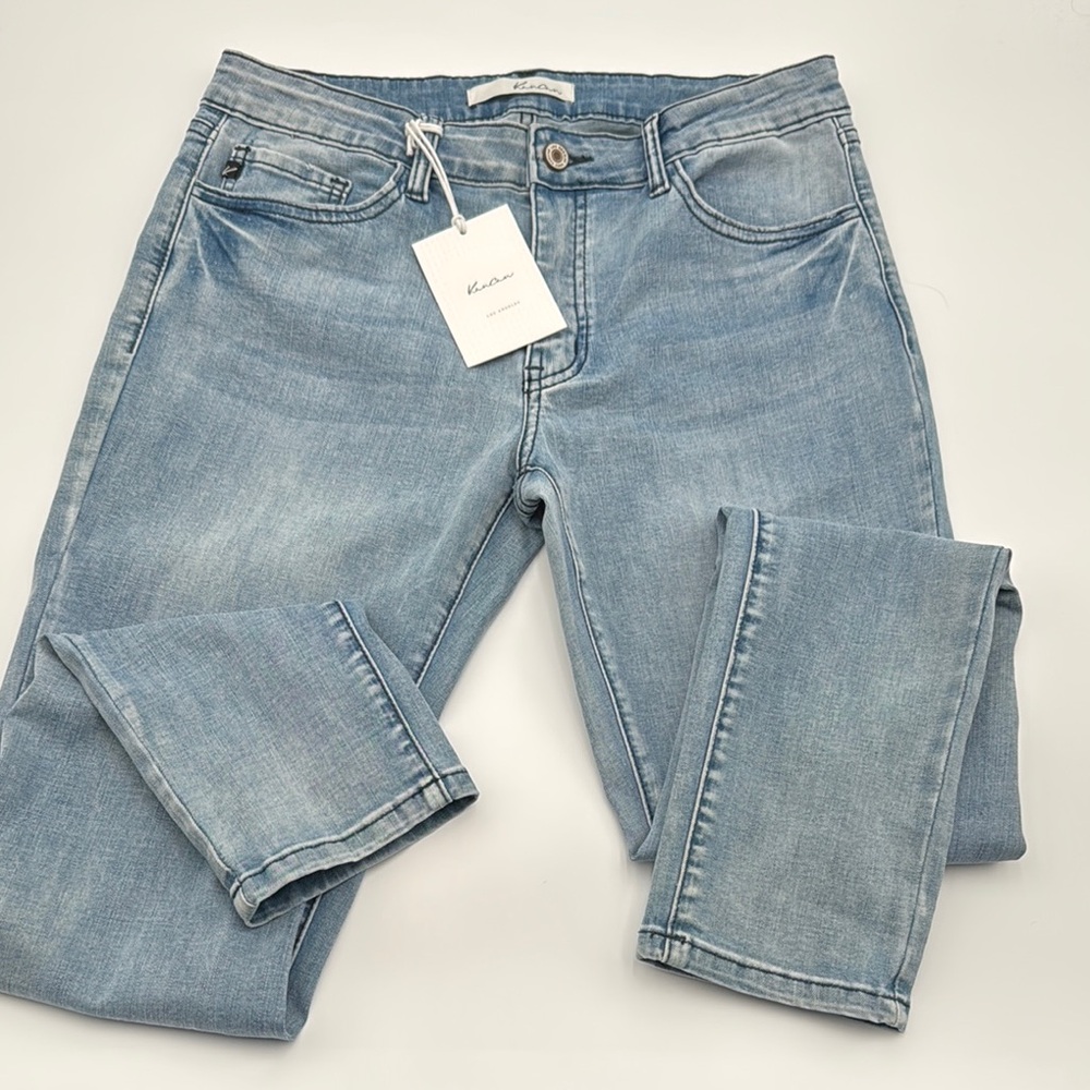 Brand New Kancan Stretch Straight leg Jeans 28